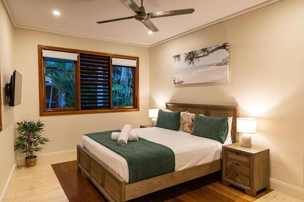 Villa Amalfi - Port Douglas